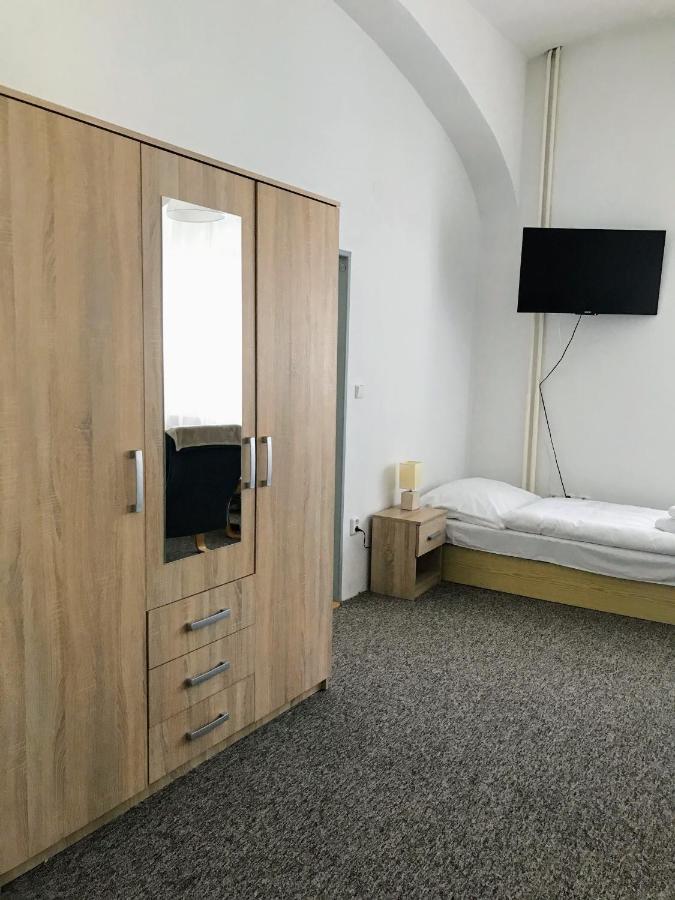 Ferienwohnung Apartman Na Namesti Opočno Exterior foto