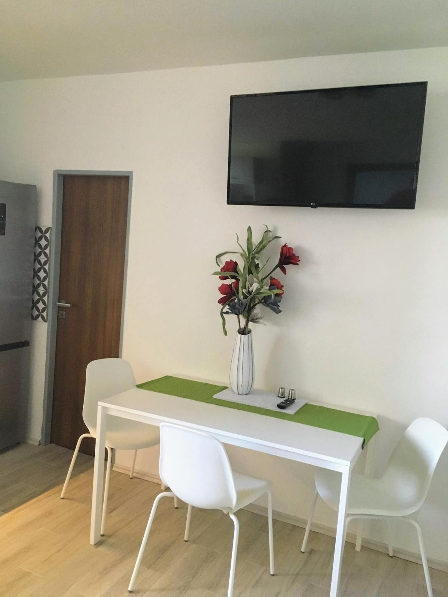Ferienwohnung Apartman Na Namesti Opočno Exterior foto