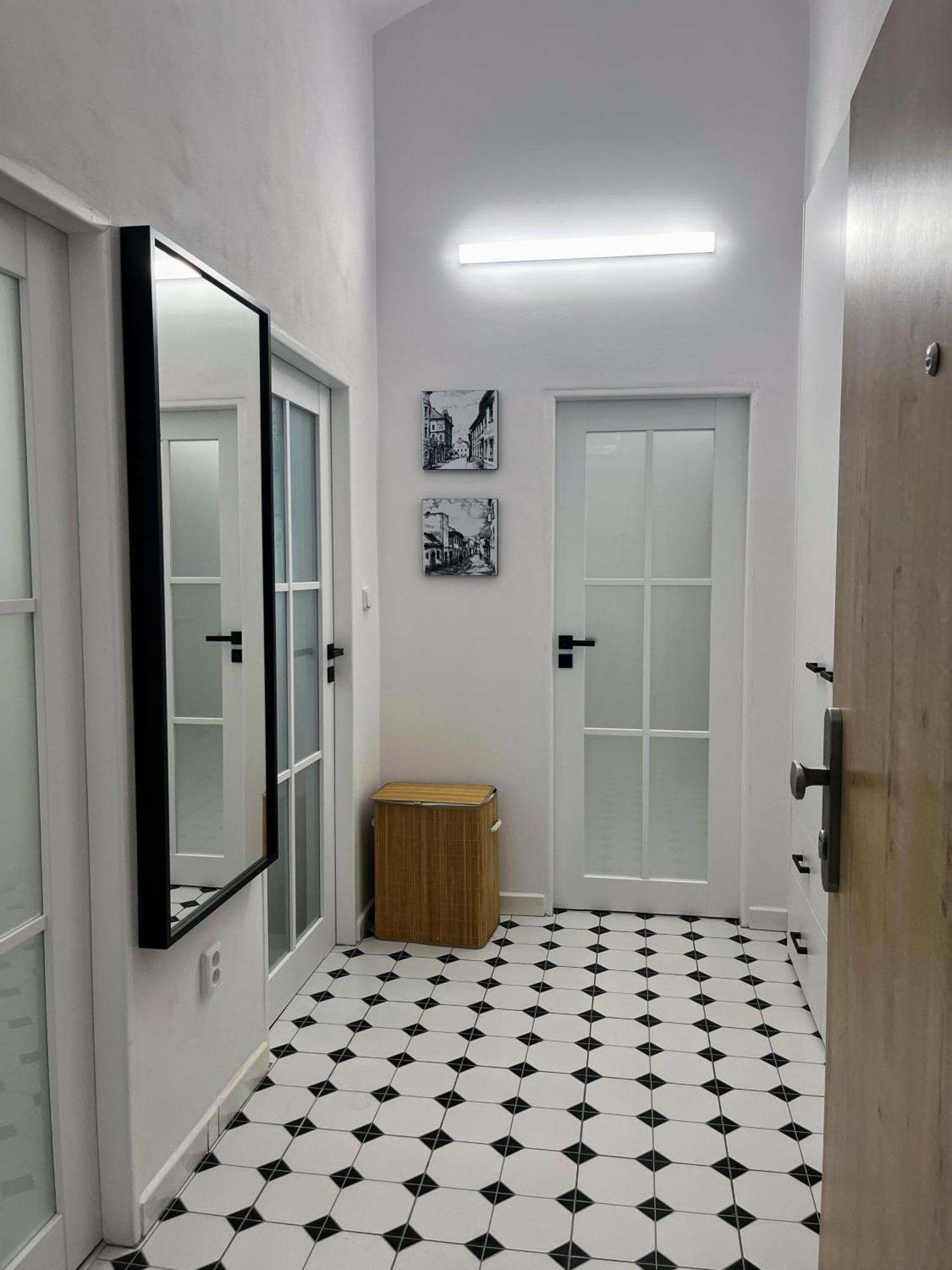 Ferienwohnung Apartman Na Namesti Opočno Exterior foto